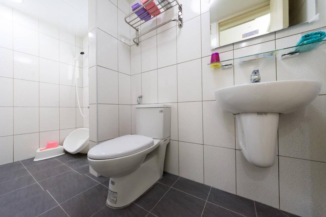 טאינאן Sara House B&B מראה חיצוני תמונה